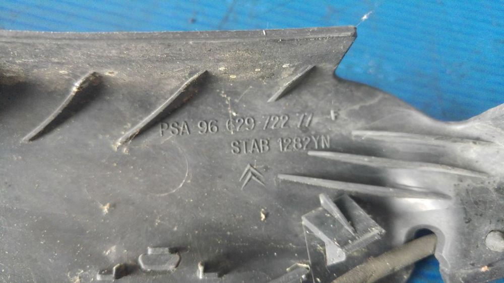 aparatoare interior haion dreapta citroen c5 3 break dupa 2008 9662972277