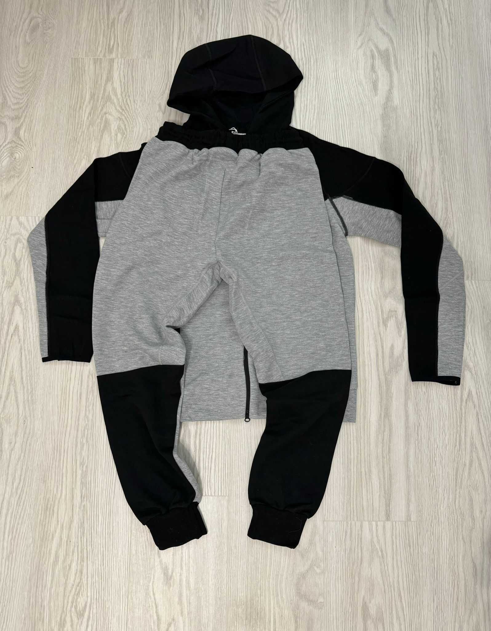 Trening NIKE TECH Fleece Baieti Model NOU din Bumbac l Compleu PRMIUM