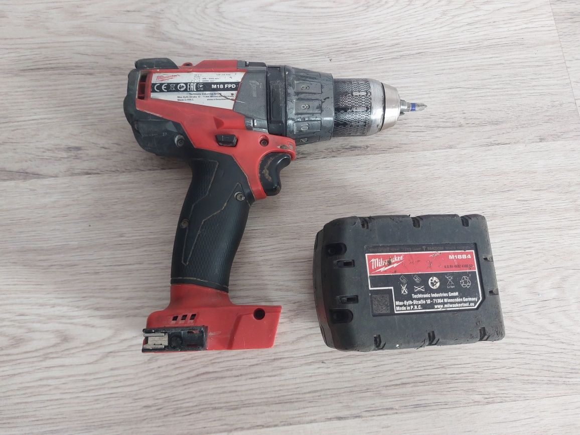 Set autofiletanta percuție M18 FPD, milwaukee,  135 nm, cu baterie