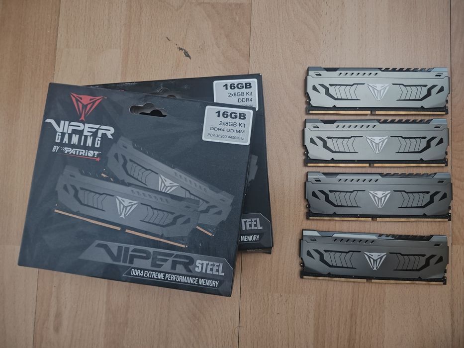 32 GB Patriot Viper Steel 4400 19-19-19 4 x 8 GB