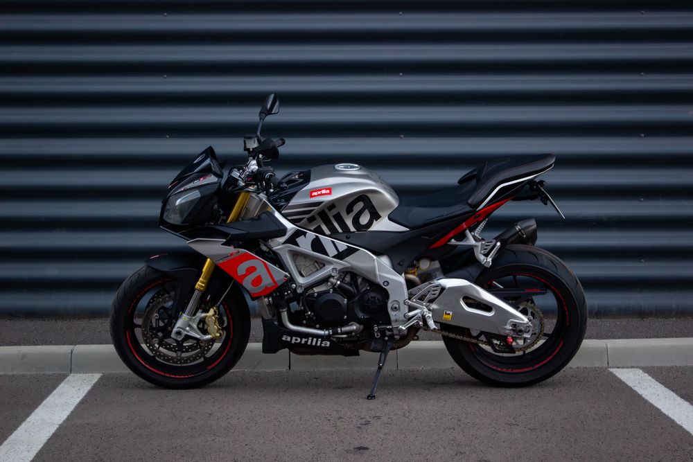 APRILIA TUONO V4 1000cmc 167cp