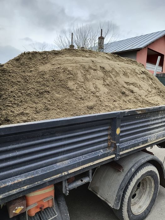 Nisip, Balastru, Piatra naturala,Piatra sparta, Pamant vegetal.