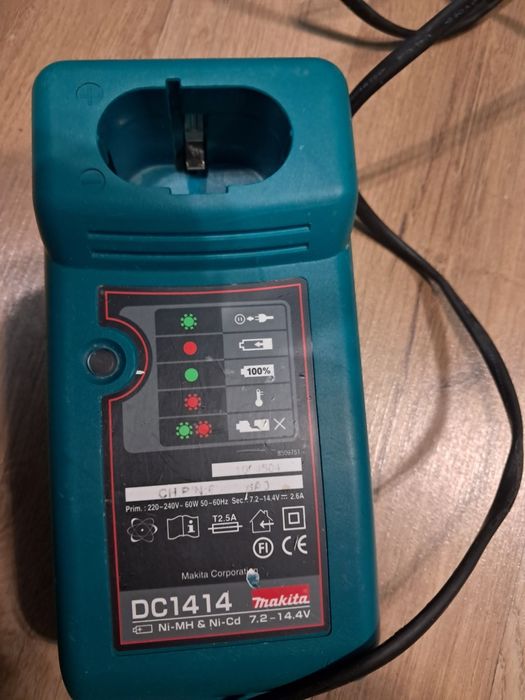 Încărcător Macheta