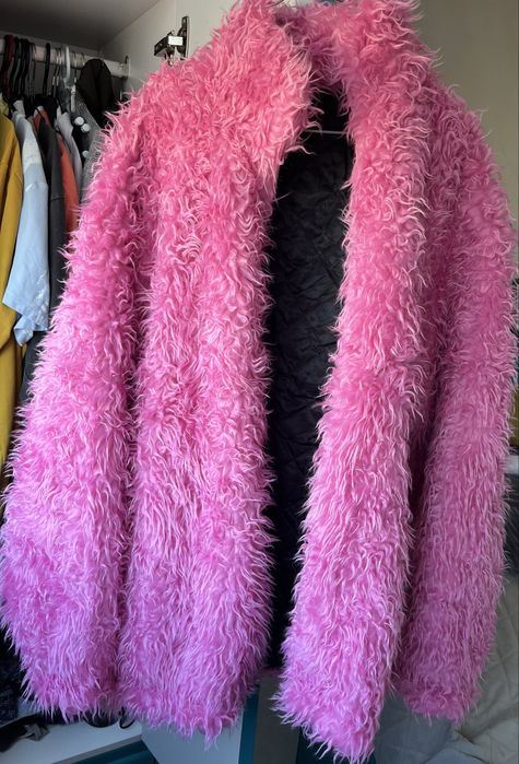 Ефектно пухкаво палто