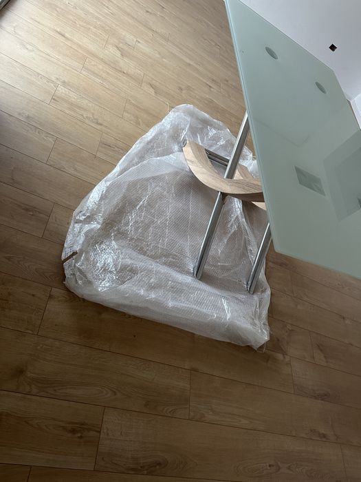 Masa sticla sufragerie /bucătărie