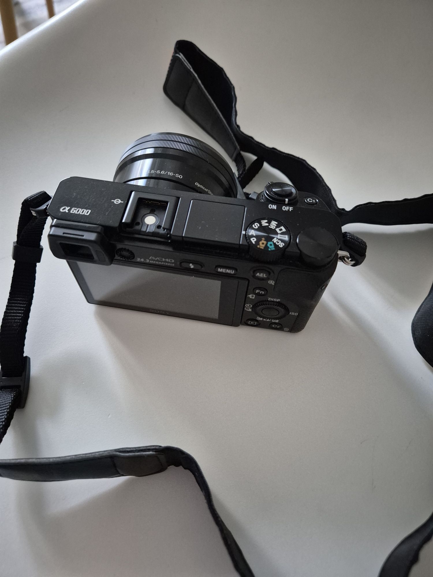 Sony Alfa 6000 mirrorless