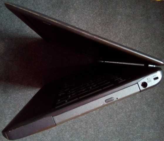 Laptop Toshiba Satellite C660D 158 AMD E240 1.5GHz, RAM 6GB. HHD 80GB