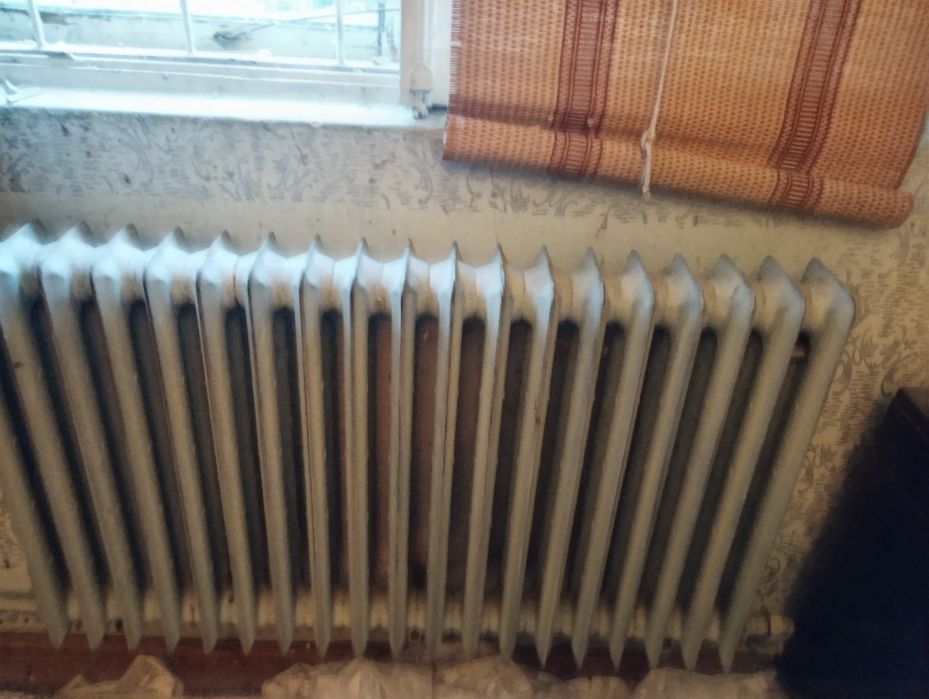 Calorifere fonta 50 lei elementul