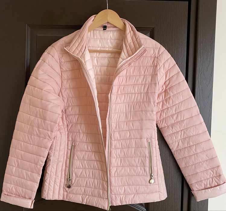 Дамско преходно яке