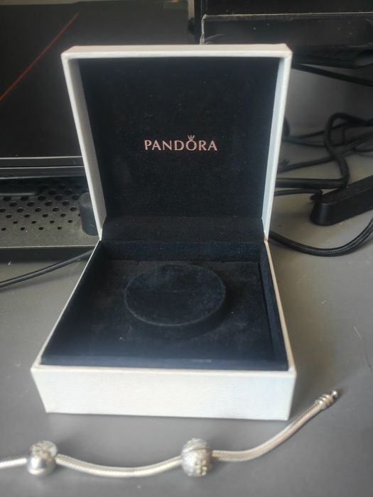 Brățară Pandora cu 2 talismane