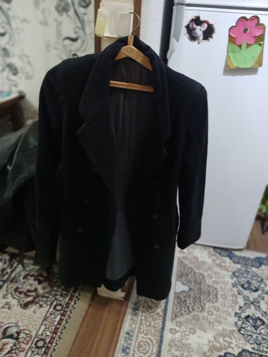 Пальто драповое.