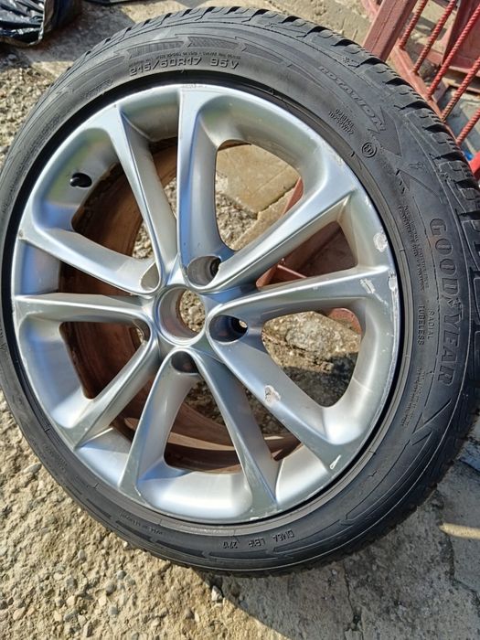 Cauciucuri de iarnă 215 50 R17