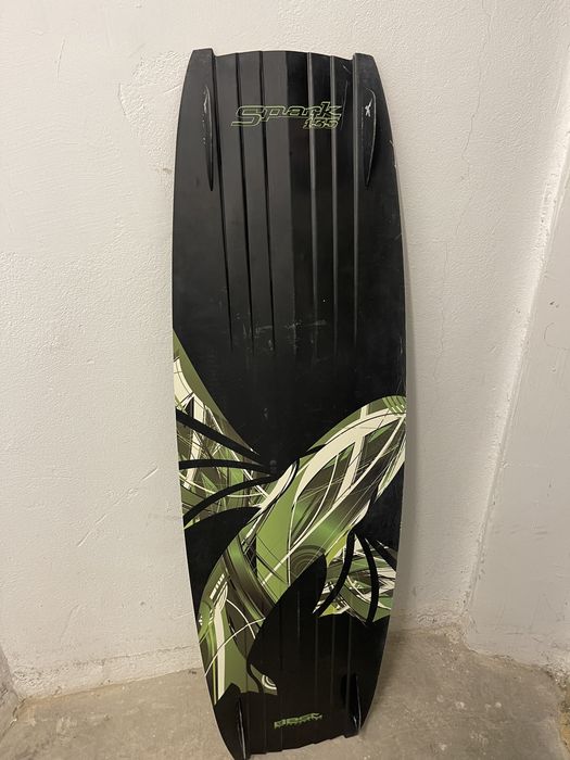 Vand placa kite Best Spark 135 cm