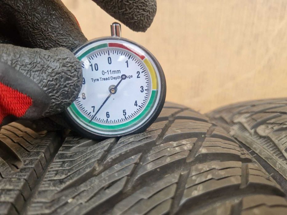 4 Michelin R17 235/55
Зимни гуми 
DOT3220