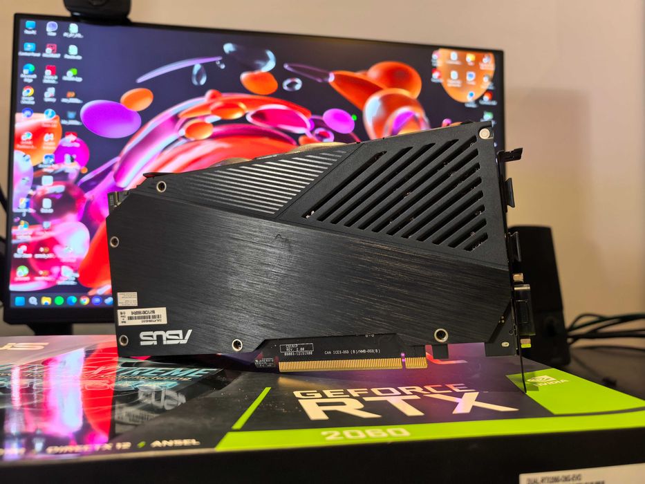 Видеокарта Asus RTX 2060 Dual EVO 6GB в отлично състояние с кутия!