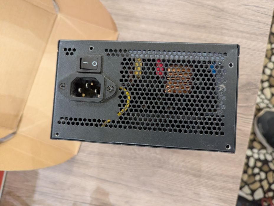 Sursa modulara Redragon 750w 80+ Gold