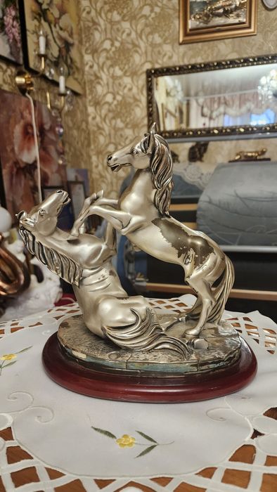 Статуэтка Кони Итальянская