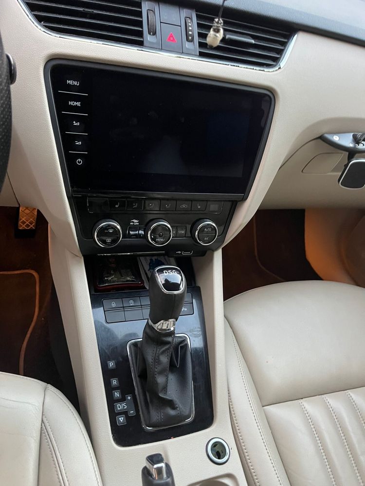 Skoda Octavia 2018 schimb cu Jogger 7 locuri