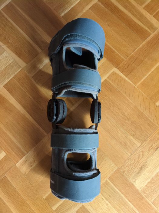 Ортопедична наколенка