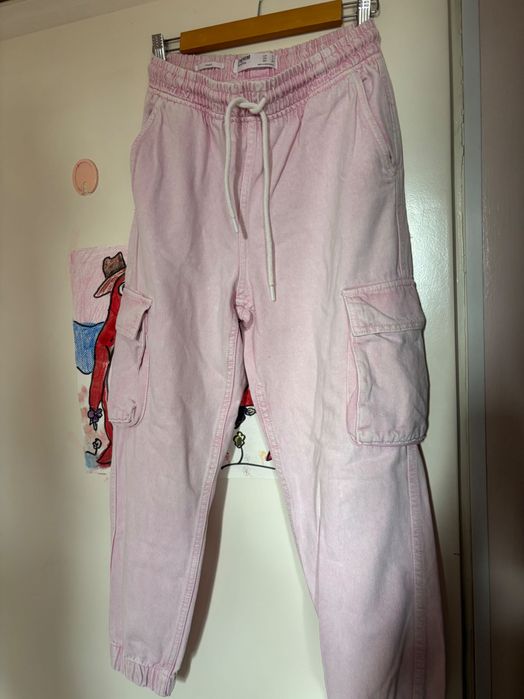 РОЗОВ карго панталон Бершка. 34 размер.