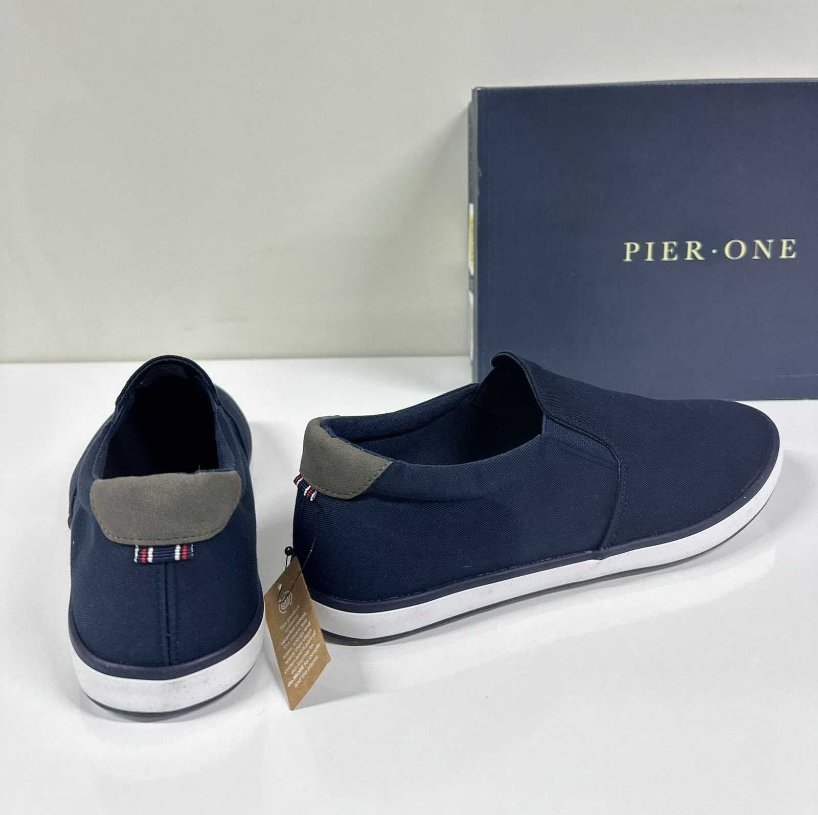 Pier One Trainers
