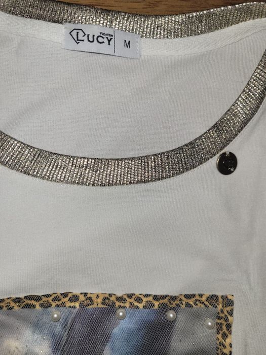 Бели блузки Lucy