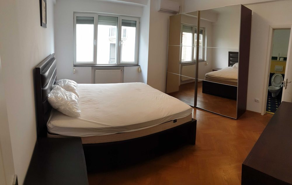 Inchiriez ap 3 cam Centru