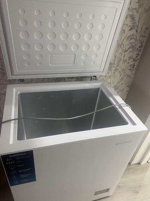 Продам морозилью камеру