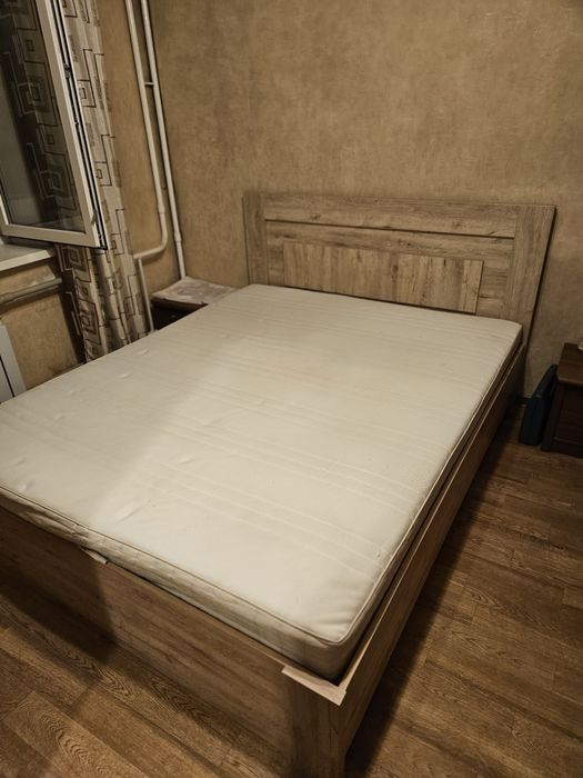 Продом кровать 2-спальную.