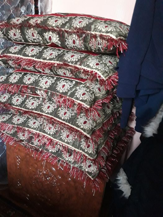 6 shtuk ko'pchik satiladi