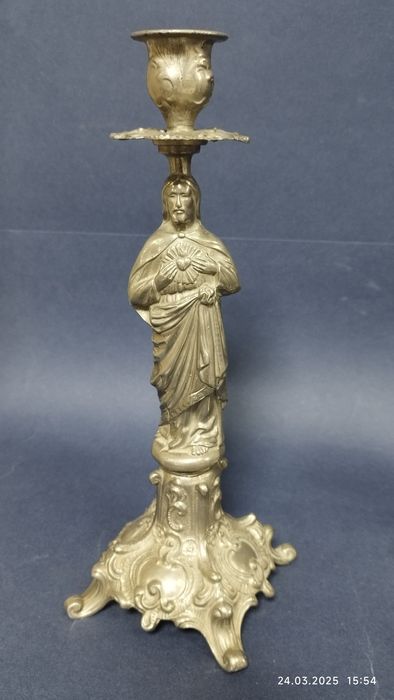Подсвечник с Иисусом Христом
