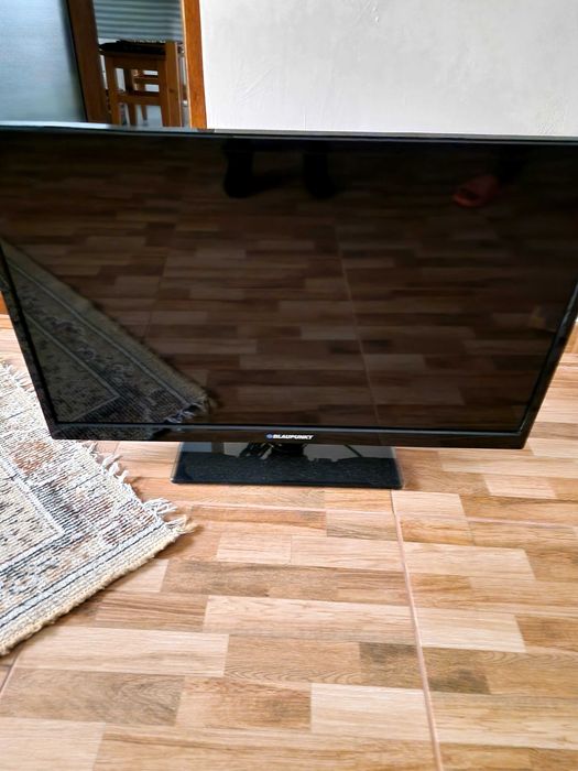 Vand tv la un pret convebabil