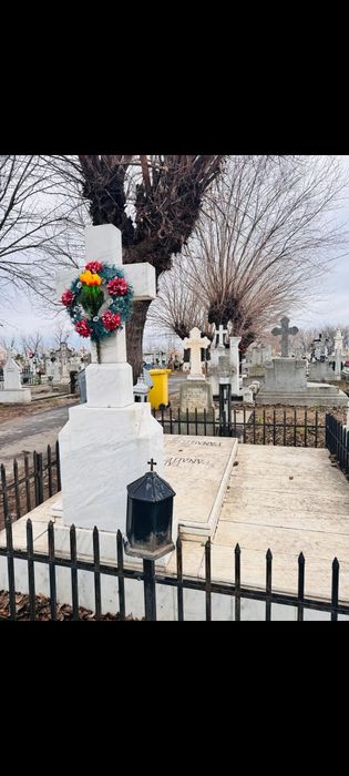 Vând loc de veci Tecuci, cimitirul Eternitatea