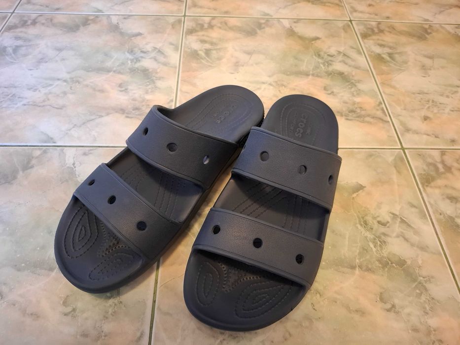 slapi Crocs EU: 45-46 US: 11