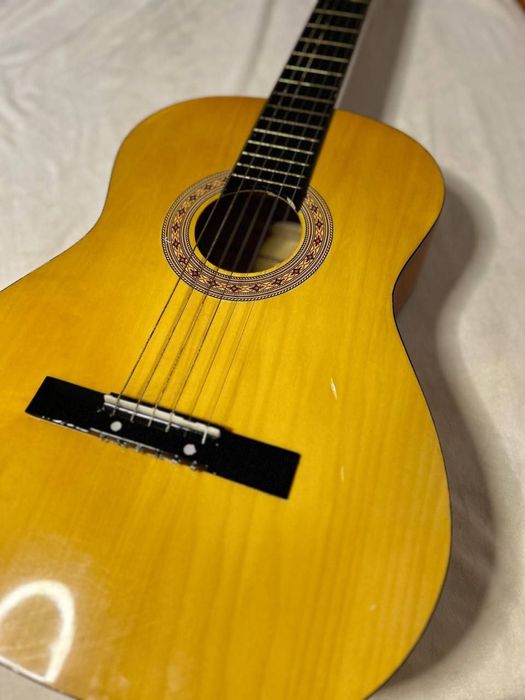 Гитара для вступления