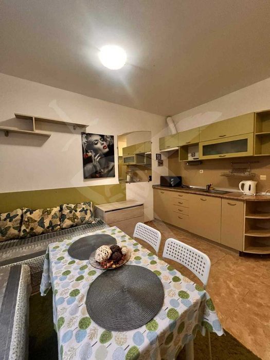 Дава се под наем Едностаен апартамент в Варна, Морска градина - 27 кв.м за 325 € - Снимка #1