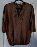 Camasa neagra.