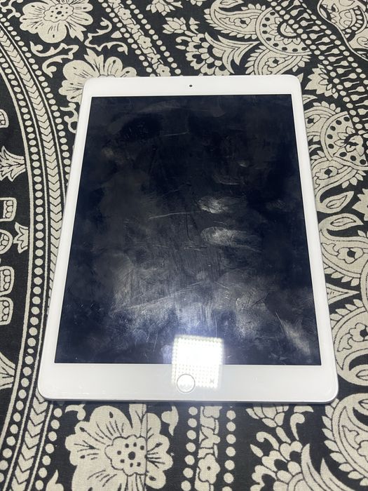 Ipad A2198 cu sim generatia 7