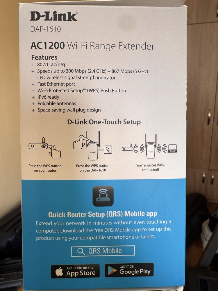 Продава се Wi-Fi extender D-Link