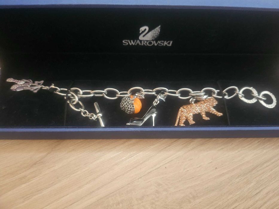 Swarovski бижута hermes