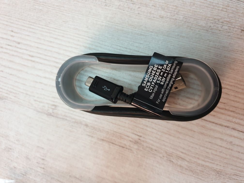 Incarcator original Samsung INCARCARE RAPIDA + cablu de date micro USB