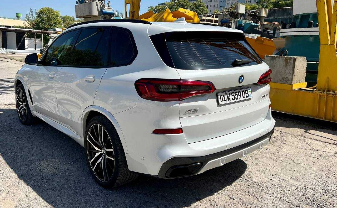 В продаже  Автомобиль BMW X5 xDrive40i