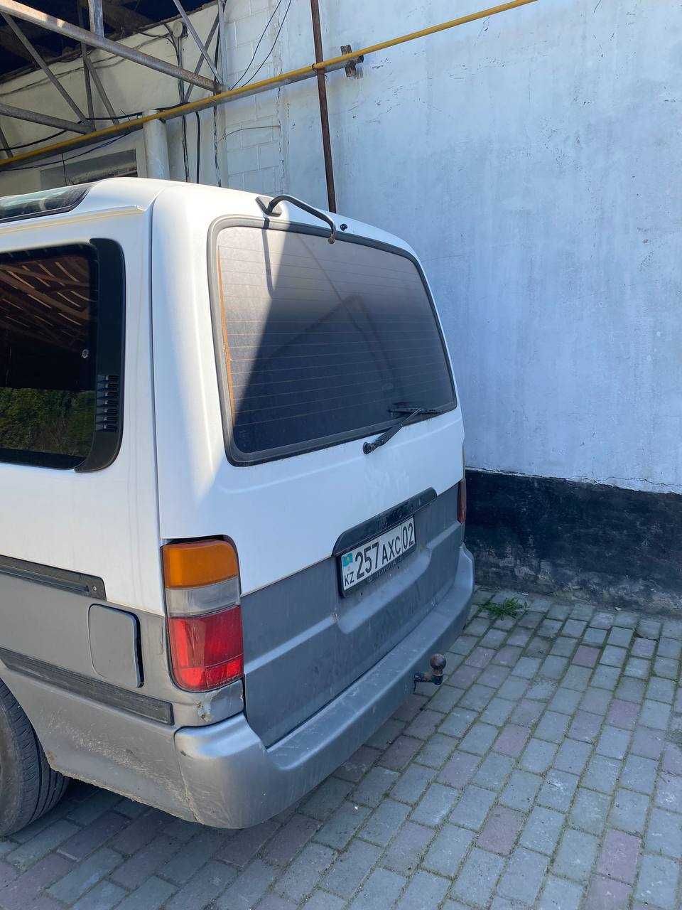 Продам машину Tayota hiace