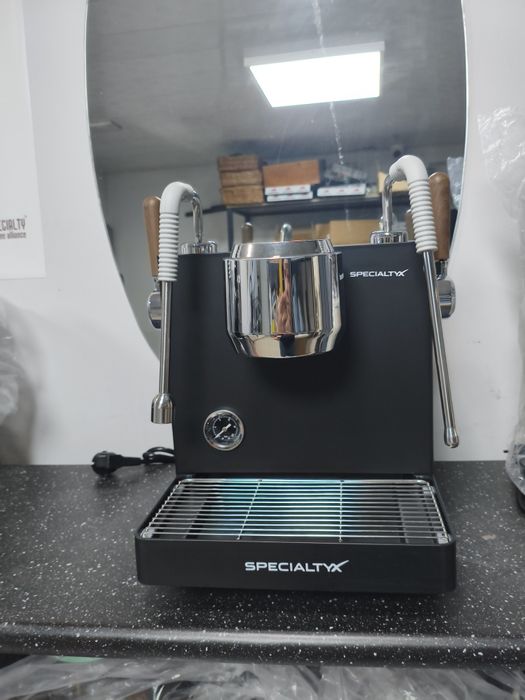 Кофемашина SpecialtyX H 1GR полупрофессиональная