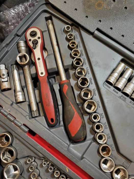 Гедоре Teng Tools TM111, 111 части, Метрични и Инчови