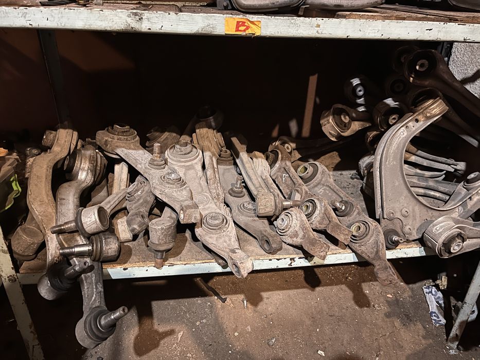 Носачи Mercedes E W211 и CLS W219 / Носач