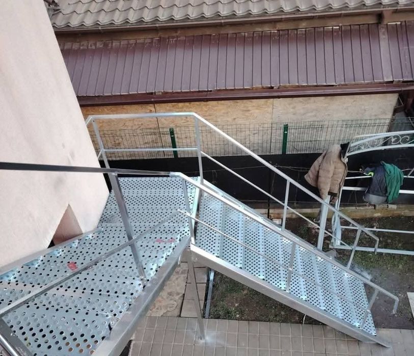 Scara metalica industriala