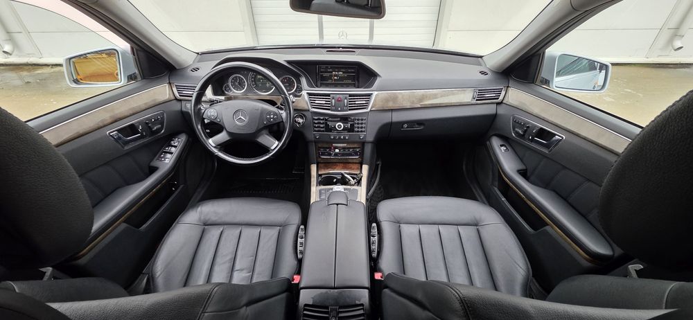 Mercedes-Benz  E350  2010  Euro 5