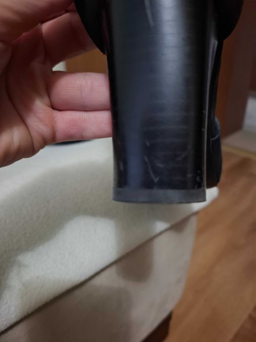 Сандали Ласоки, тип бота