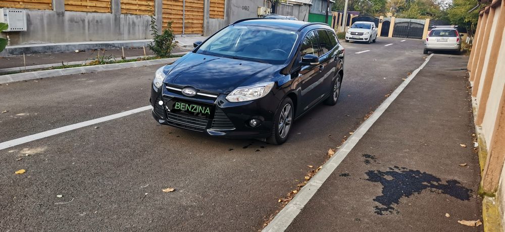 Ford Focus 2014 Benzina